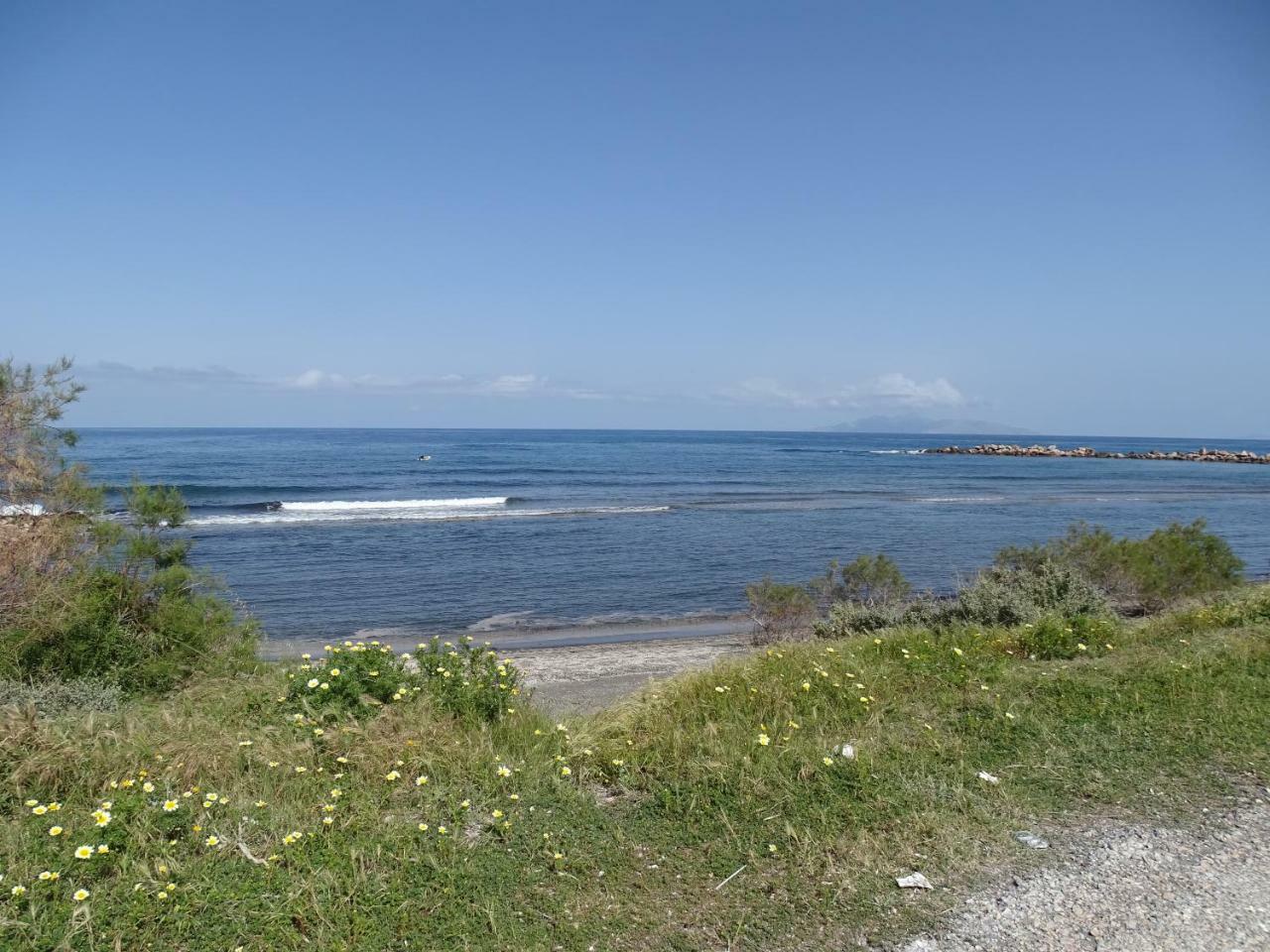 Nama Beach House Monolitos Zewnętrze zdjęcie